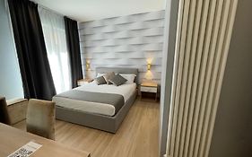 Martini Suite 2 Bari